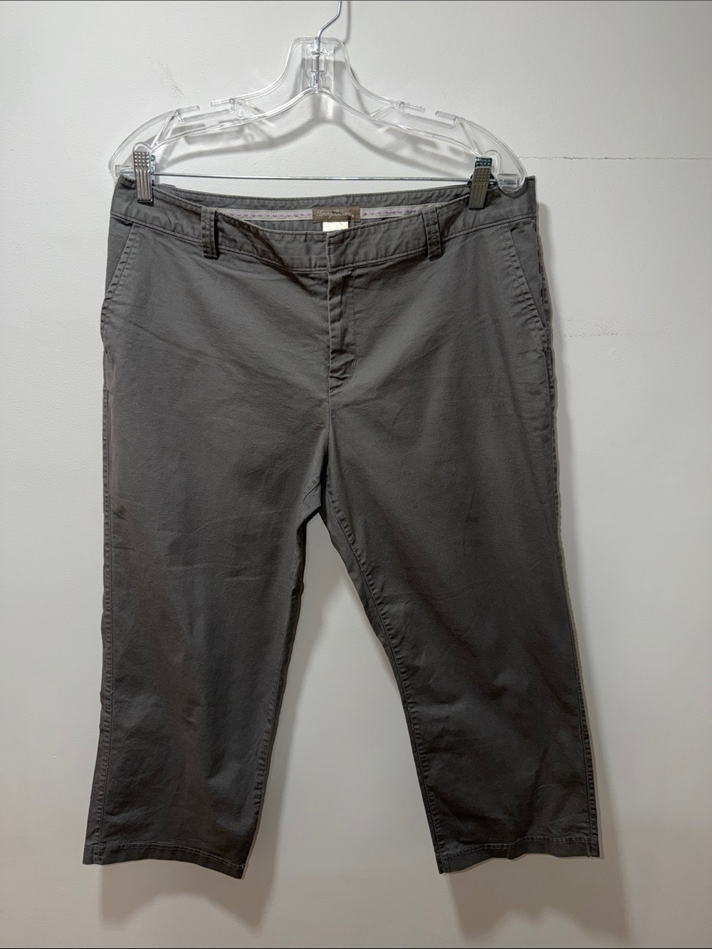 NWOT Tommy Bahama Gray Chino Crop Pant 14 Preppy Classic Coastal Everyday Light - Picture 1 of 7